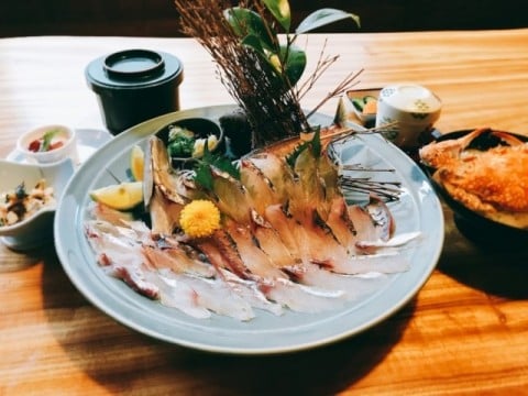 Seki horse mackerel, Seki mackerel low dining table